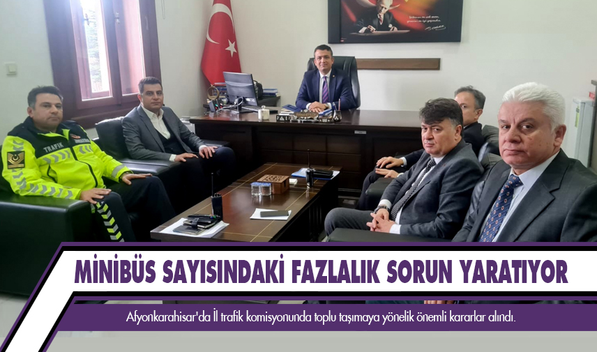 Minibüs sayısındaki fazlalık sorun yaratıyor